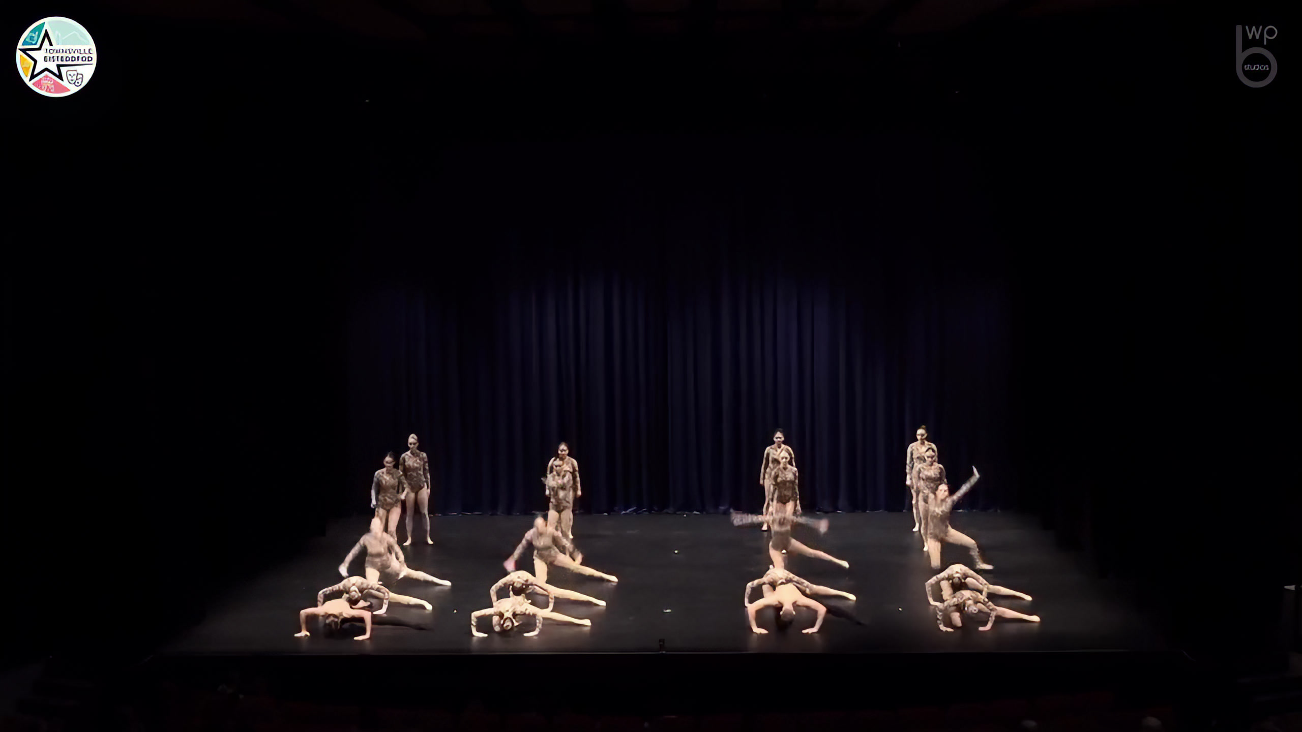 Body Godly performance still 4