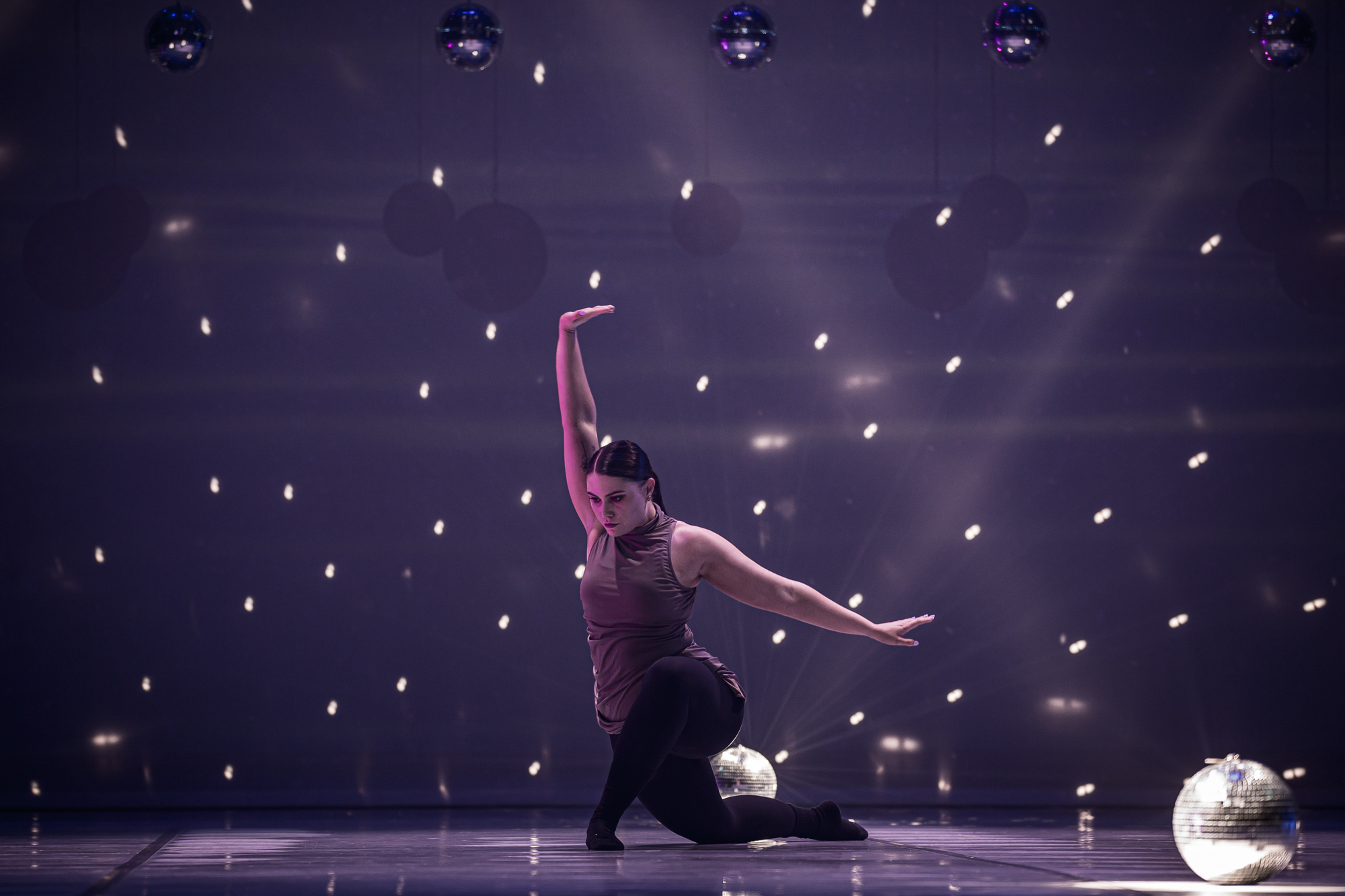 huMAN performance still 5