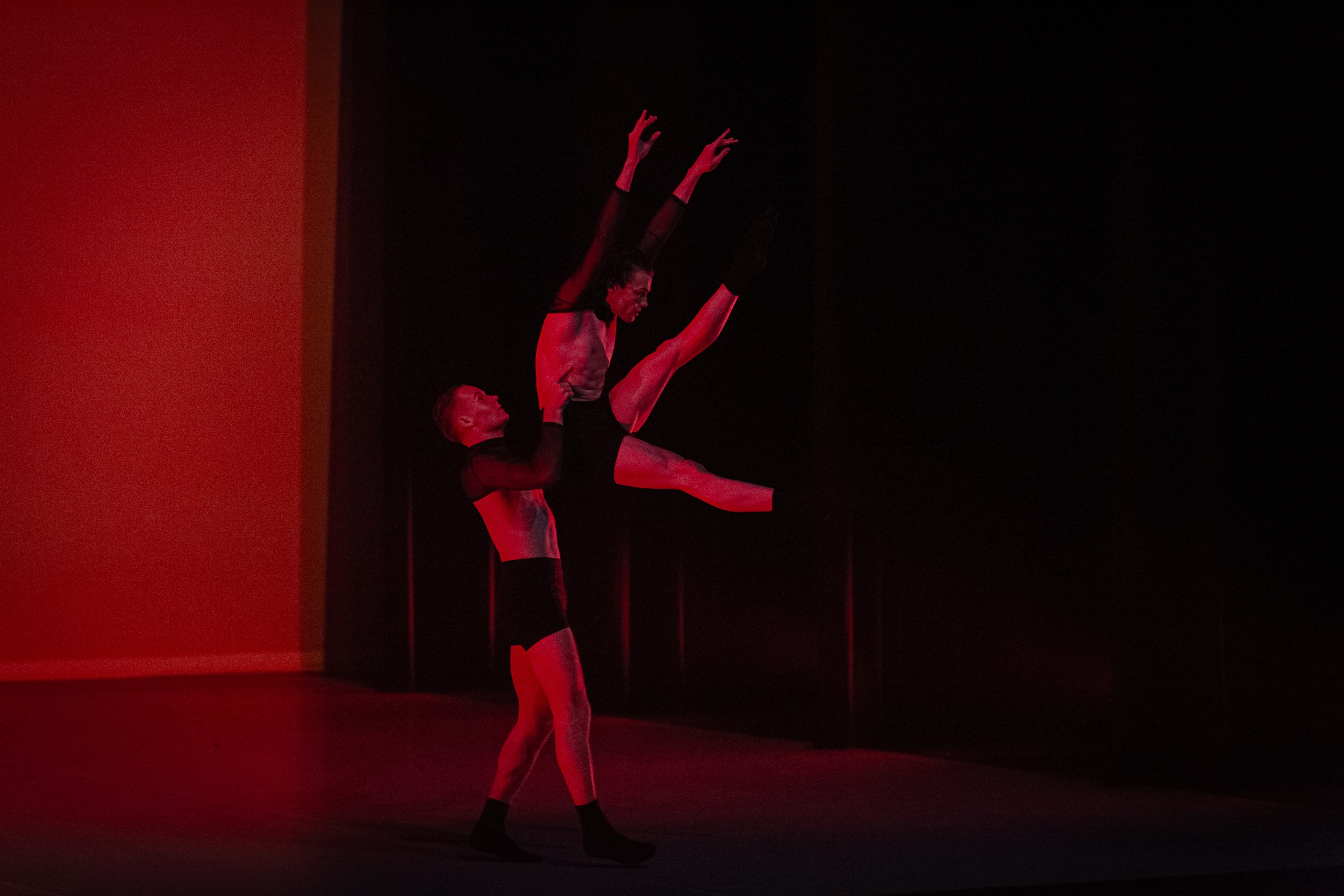 Standing on the Horizon performance still 6