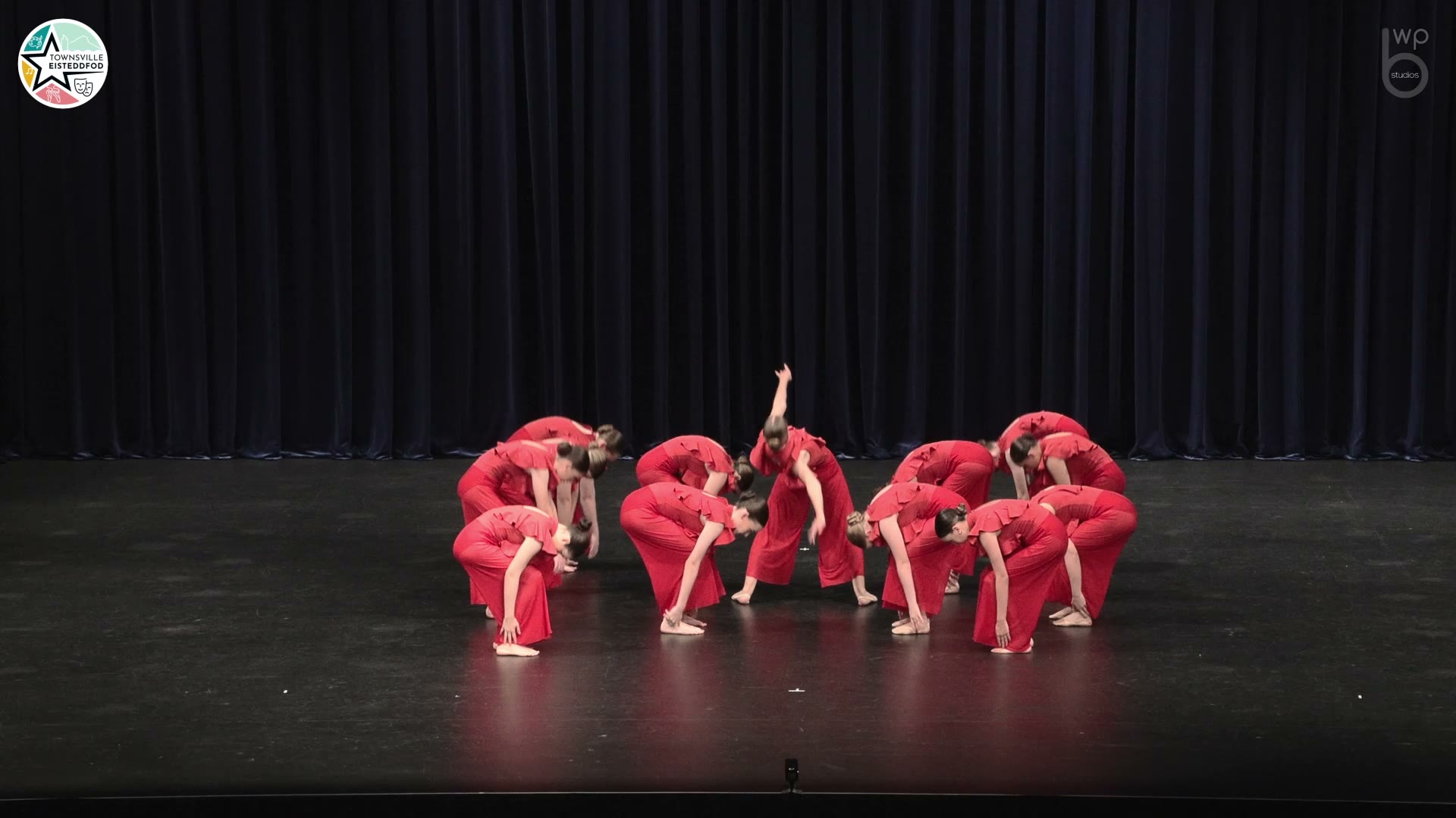 Voices performance still 3